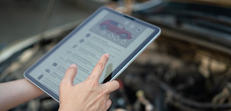 Ejecutar un mantenimiento preventivo de vehículos es una inversión estratégica para proteger la continuidad operativa de las organizaciones.